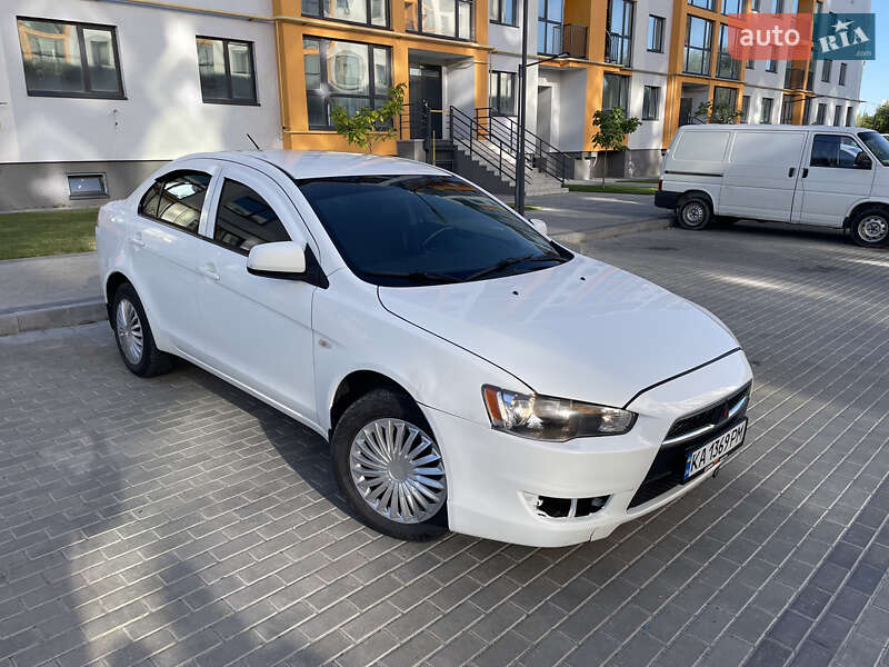 Mitsubishi Lancer 2012