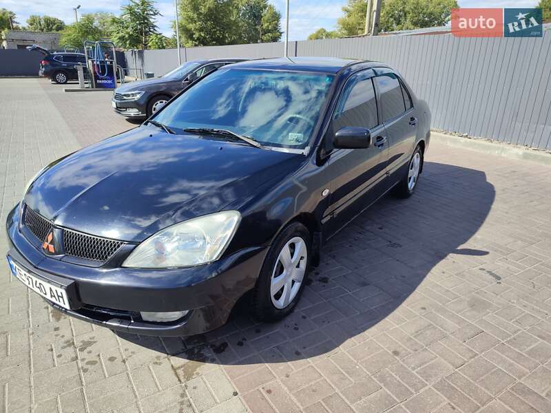 Седан Mitsubishi Lancer 2006 в Днепре