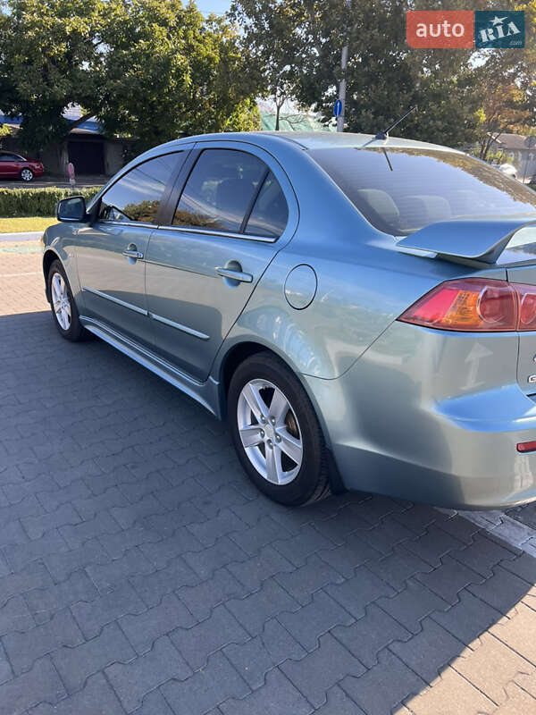 Седан Mitsubishi Lancer 2008 в Одессе