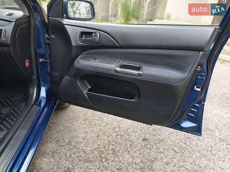 Седан Mitsubishi Lancer 2007 в Виннице