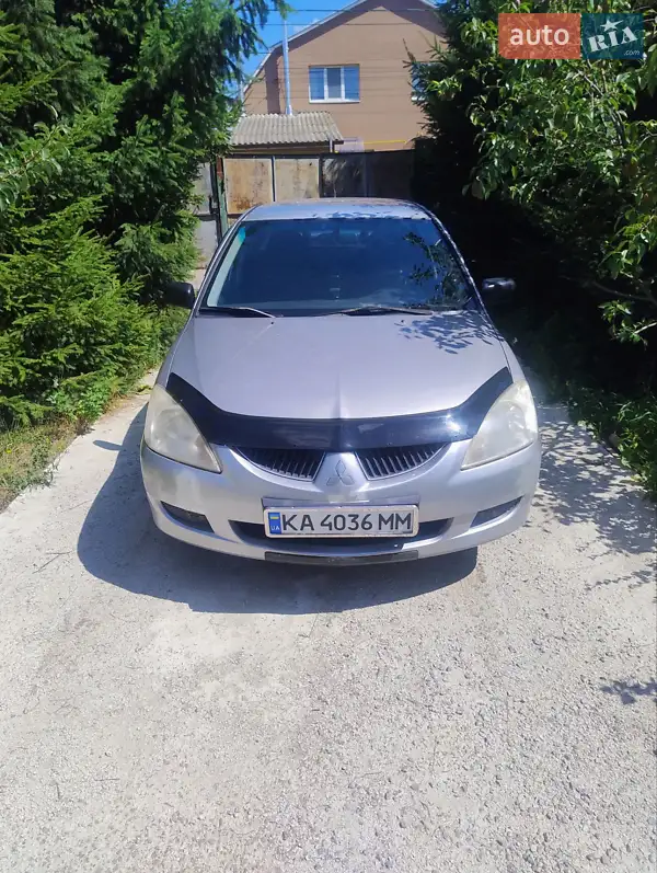 Mitsubishi Lancer
