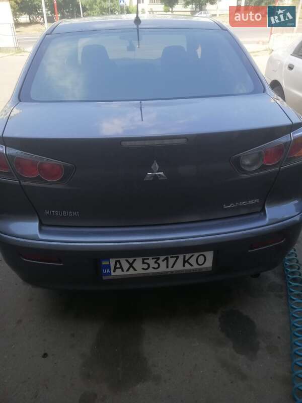 Седан Mitsubishi Lancer 2011 в Харькове