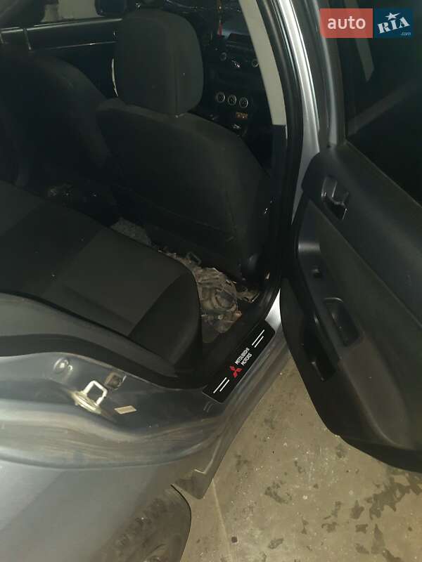 Седан Mitsubishi Lancer 2008 в Харькове фото 6 Седан Mitsubishi Lancer 2008 в Харькове