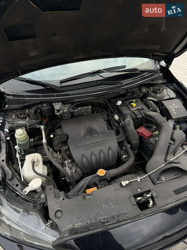 Хэтчбек Mitsubishi Lancer 2012 в Львове фото 46 Хэтчбек Mitsubishi Lancer 2012 в Львове