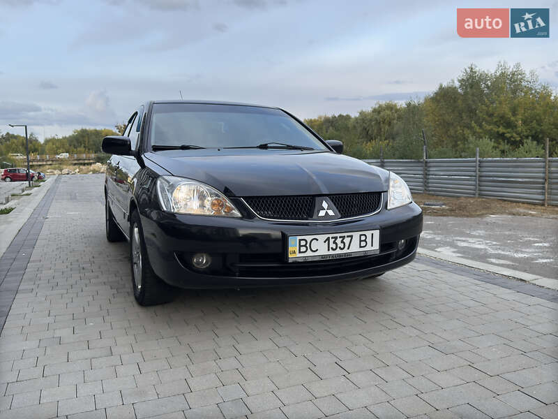 Седан Mitsubishi Lancer 2008 в Луцке