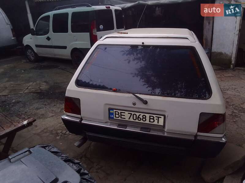 Универсал Mitsubishi Lancer 1987 в Николаеве
