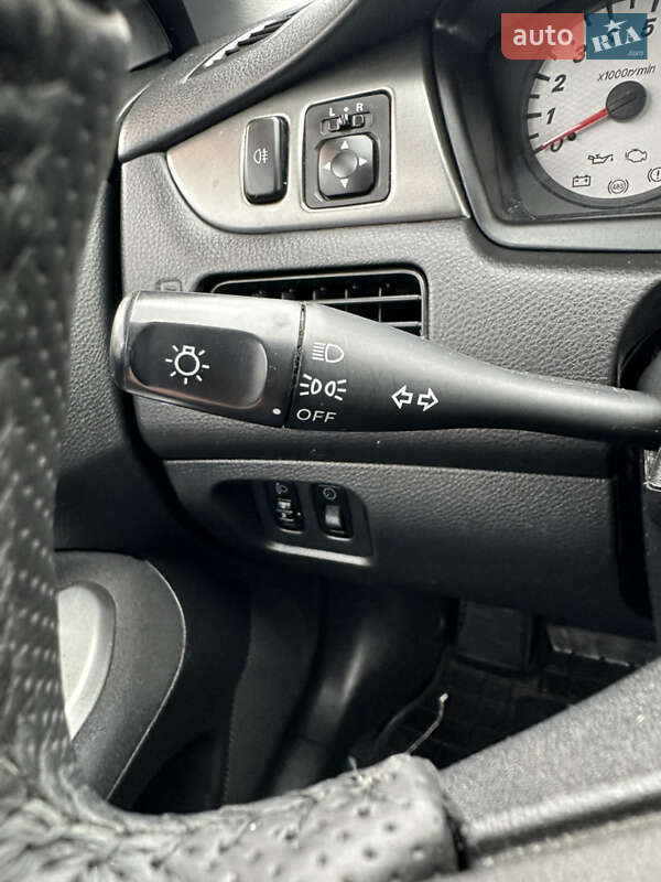 Седан Mitsubishi Lancer 2009 в Киеве