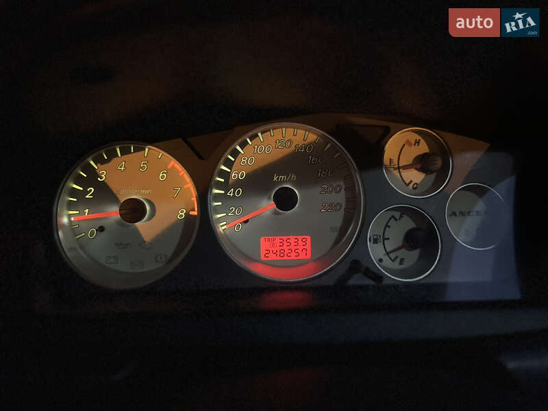 Седан Mitsubishi Lancer 2006 в Броварах