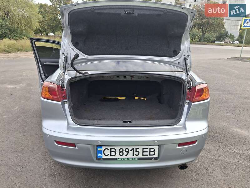 Седан Mitsubishi Lancer 2007 в Чернигове