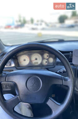 Седан Mitsubishi Lancer 2004 в 