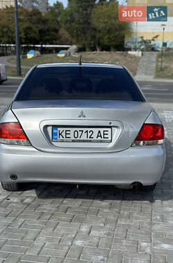 Седан Mitsubishi Lancer 2004 в 