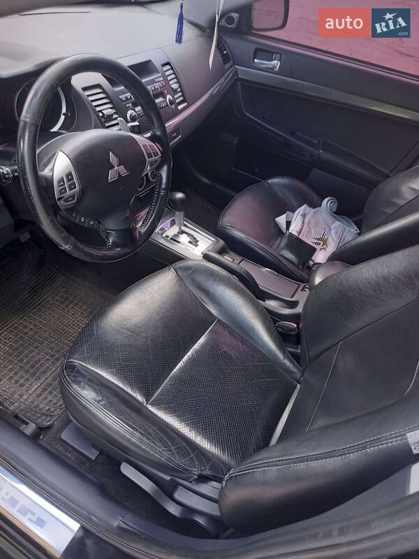 Хетчбек Mitsubishi Lancer 2008 в Чернівцях фото 4 Хетчбек Mitsubishi Lancer 2008 в Чернівцях