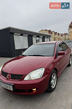 Седан Mitsubishi Lancer 2006 в Киеве