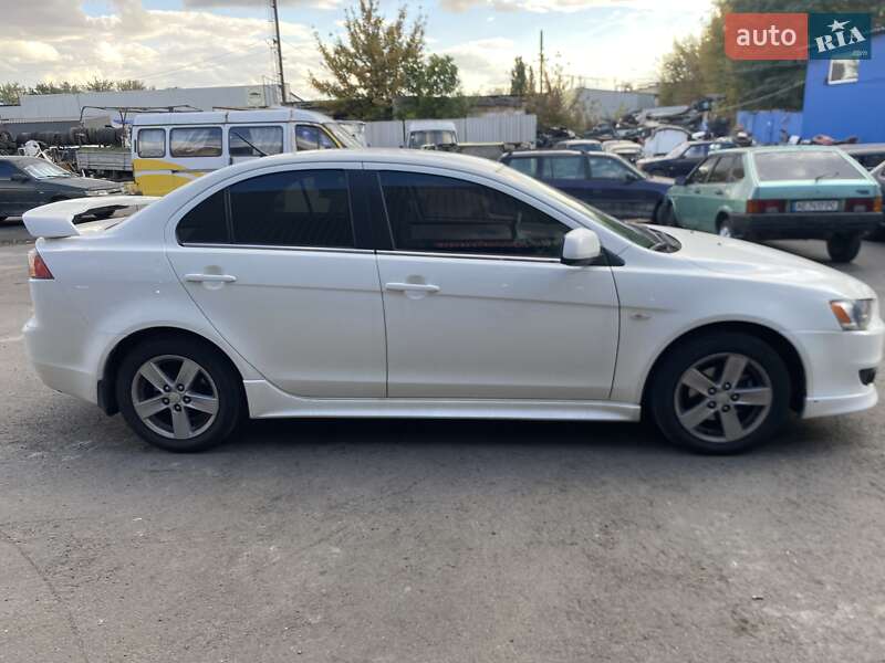 Седан Mitsubishi Lancer 2008 в Днепре