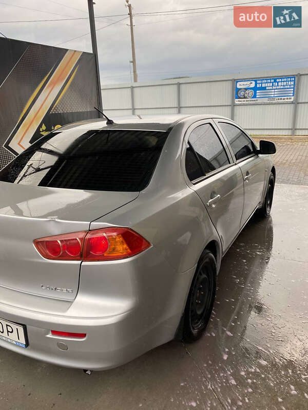 Седан Mitsubishi Lancer 2013 в Києві фото 4 Седан Mitsubishi Lancer 2013 в Києві