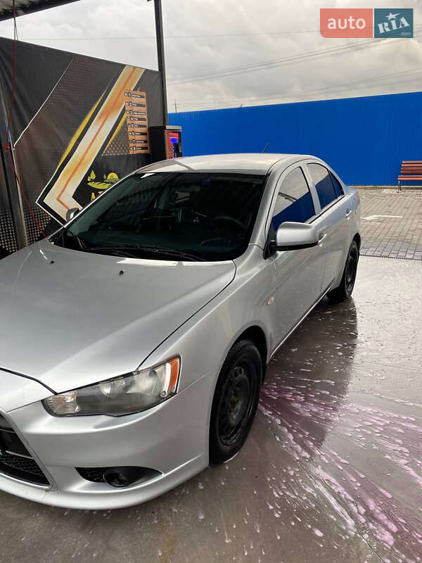 Седан Mitsubishi Lancer 2013 в Києві фото 2 Седан Mitsubishi Lancer 2013 в Києві