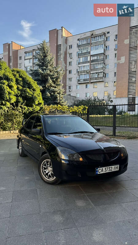 Седан Mitsubishi Lancer 2006 в Черкасах