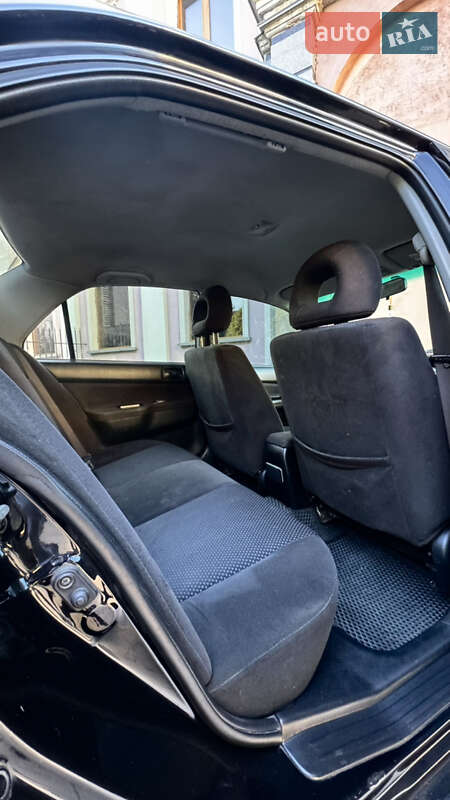 Седан Mitsubishi Lancer 2006 в Черкасах