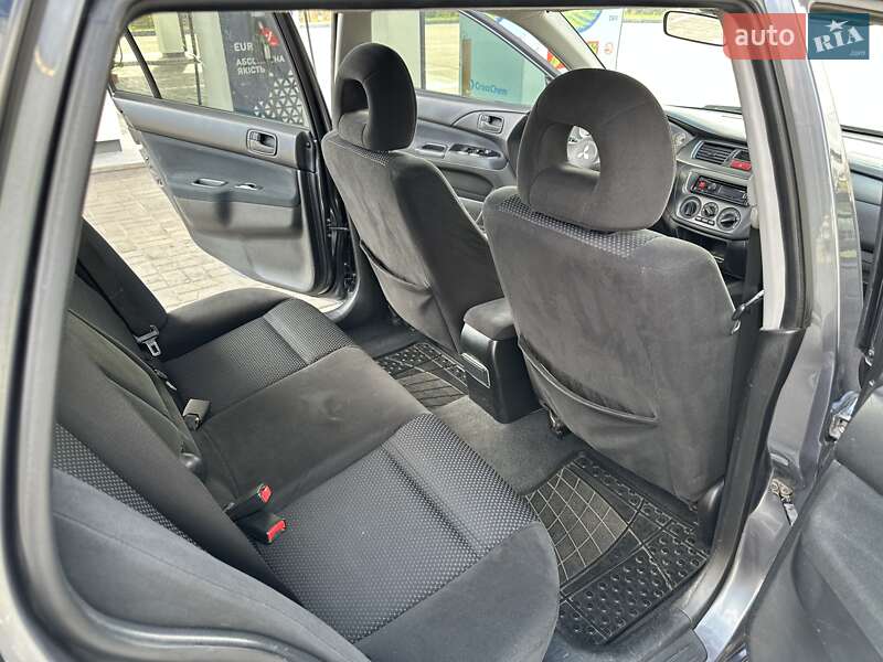 Універсал Mitsubishi Lancer 2006 в Дніпрі фото 35 Універсал Mitsubishi Lancer 2006 в Дніпрі