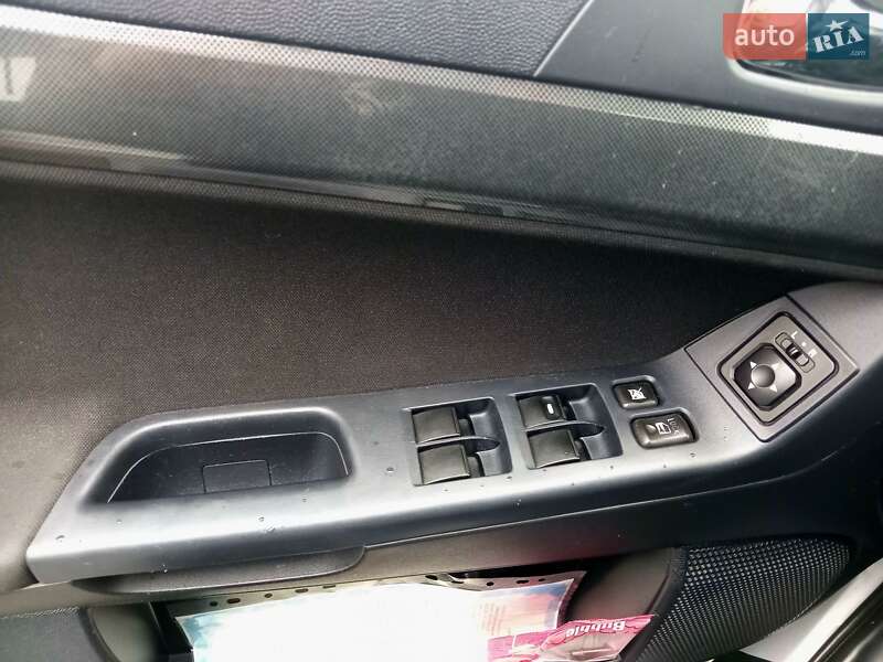 Седан Mitsubishi Lancer 2007 в Николаеве