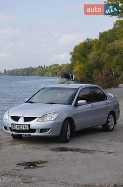 Седан Mitsubishi Lancer 2003 в Днепре