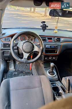 Седан Mitsubishi Lancer 2005 в 