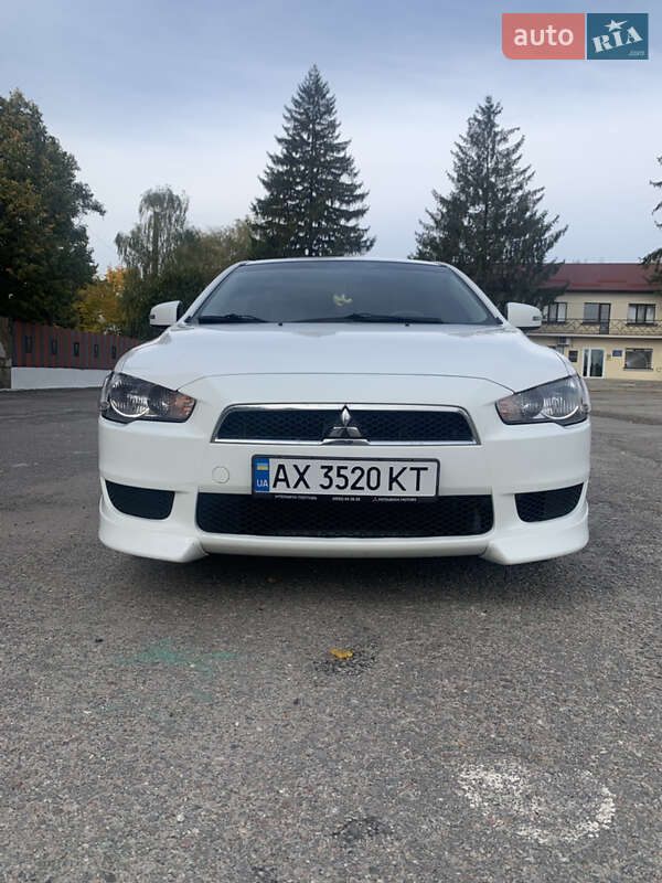 Седан Mitsubishi Lancer 2014 в 