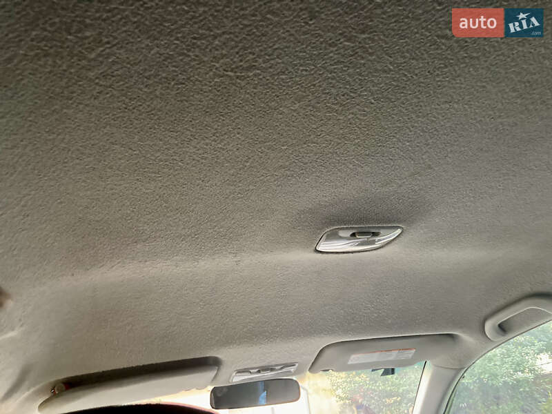 Седан Mitsubishi Lancer 2006 в Черновцах