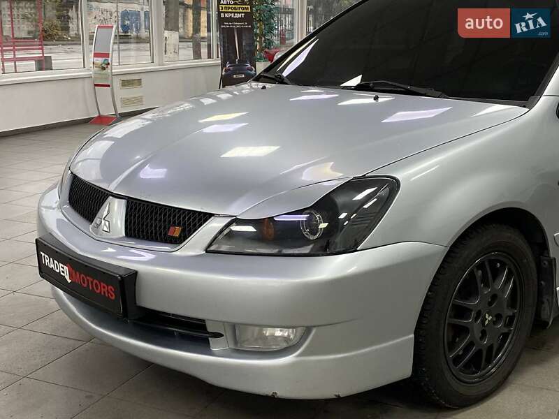 Седан Mitsubishi Lancer 2007 в Киеве