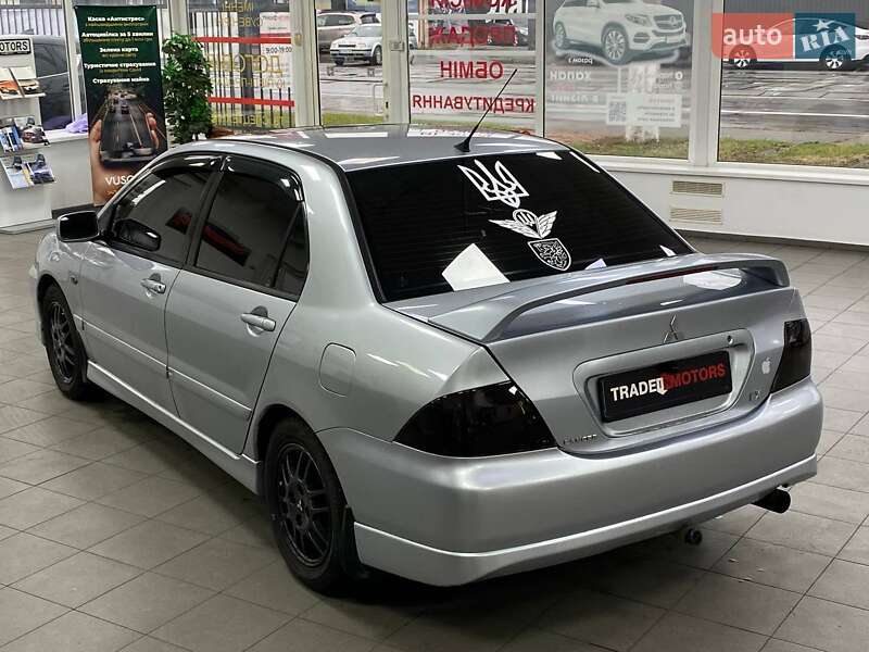 Седан Mitsubishi Lancer 2007 в Киеве