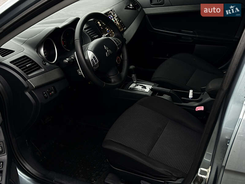 Седан Mitsubishi Lancer 2007 в Шостке