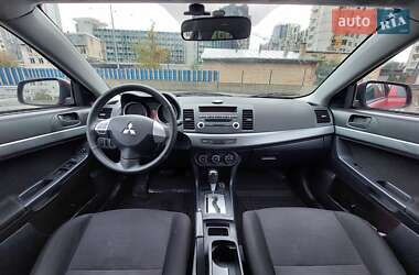 Седан Mitsubishi Lancer 2011 в 