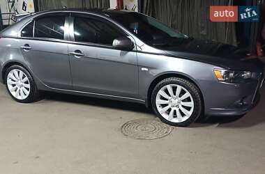 Хэтчбек Mitsubishi Lancer 2009 в 