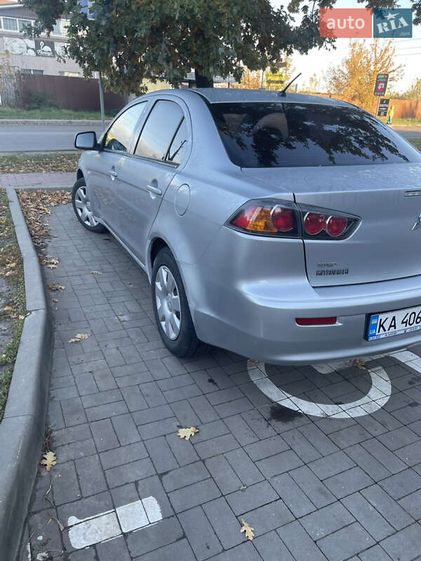 Седан Mitsubishi Lancer 2011 в Белогородке фото 3 Седан Mitsubishi Lancer 2011 в Белогородке