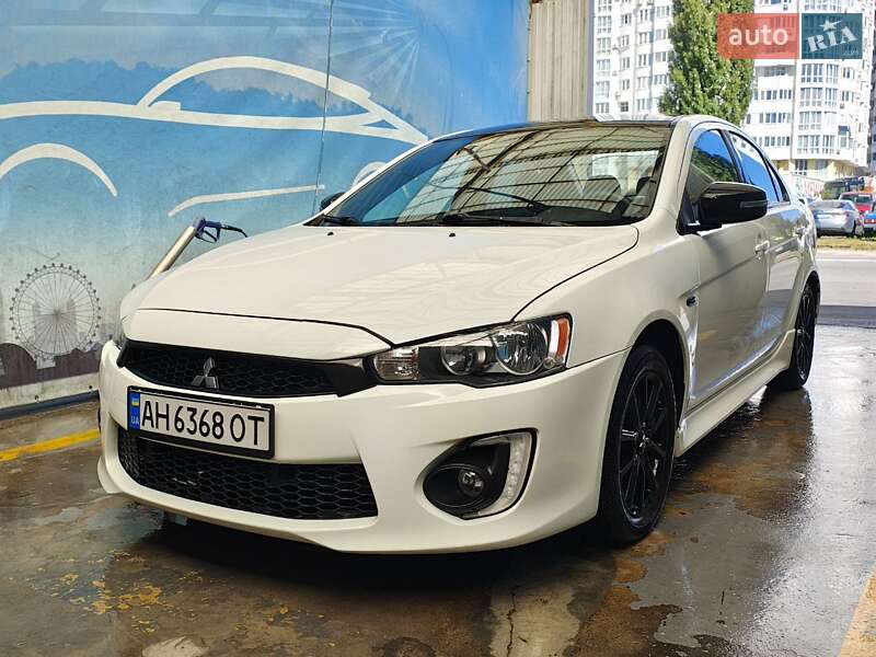 Mitsubishi Lancer 2017