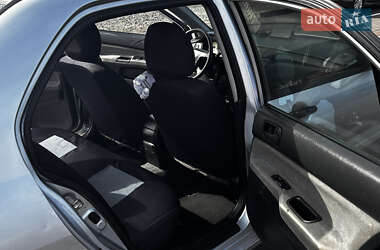 Седан Mitsubishi Lancer 2004 в 