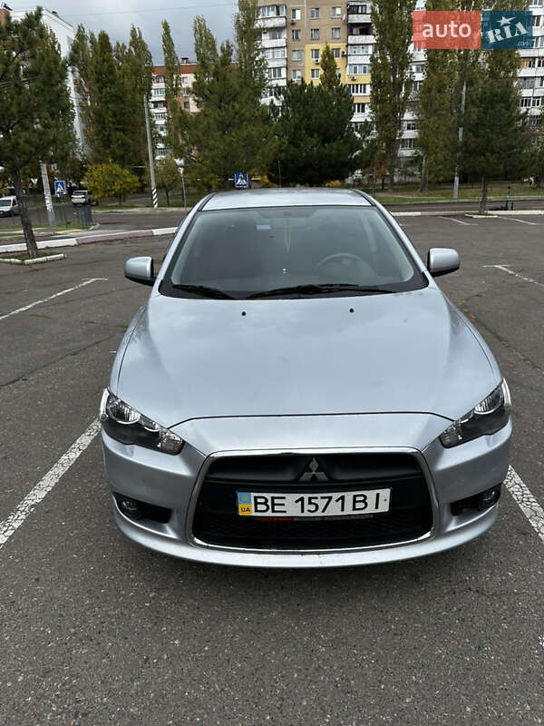 Седан Mitsubishi Lancer 2013 в Одессе