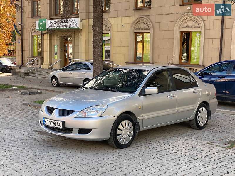 Mitsubishi Lancer 2005