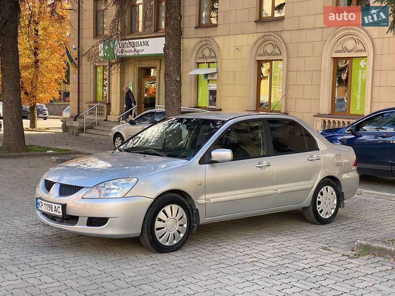Седан Mitsubishi Lancer 2005 в Запорожье фото 5 Седан Mitsubishi Lancer 2005 в Запорожье