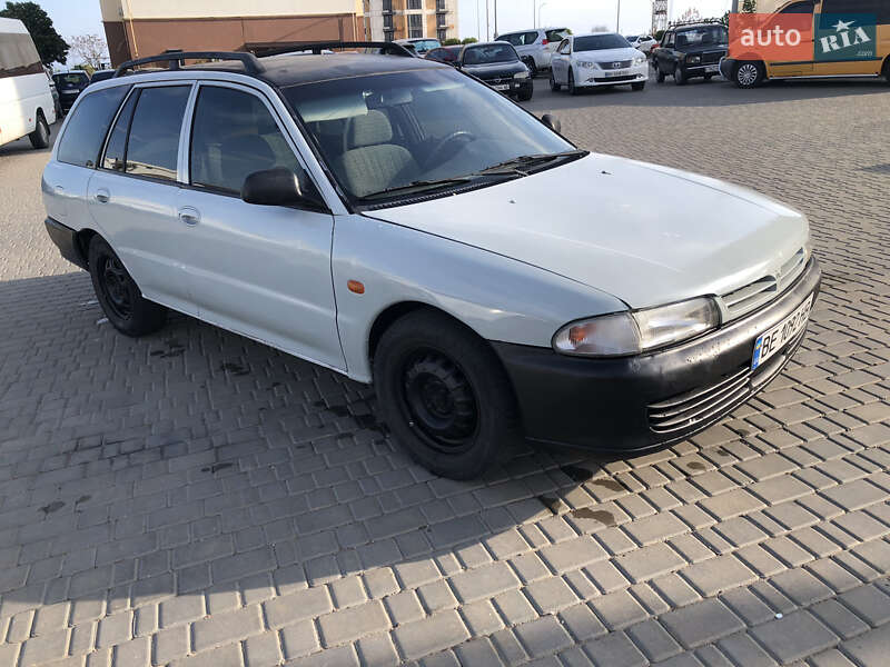 Універсал Mitsubishi Lancer 1995 в Южному