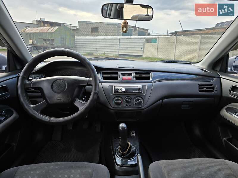 Універсал Mitsubishi Lancer 2003 в Харкові