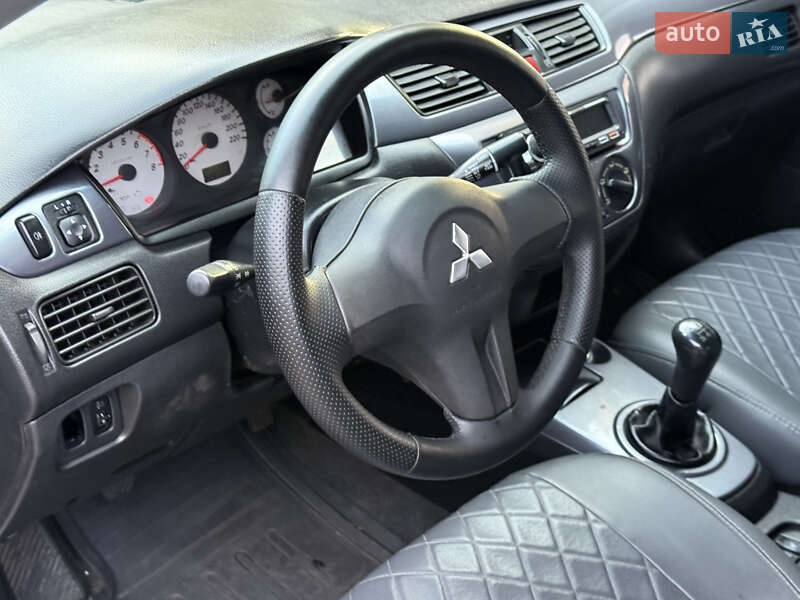 Седан Mitsubishi Lancer 2007 в Днепре