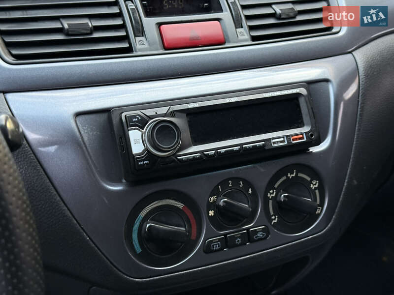 Седан Mitsubishi Lancer 2007 в Днепре