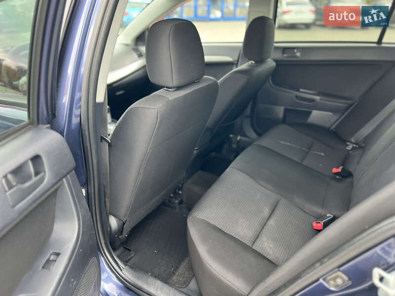 Седан Mitsubishi Lancer 2008 в Киеве