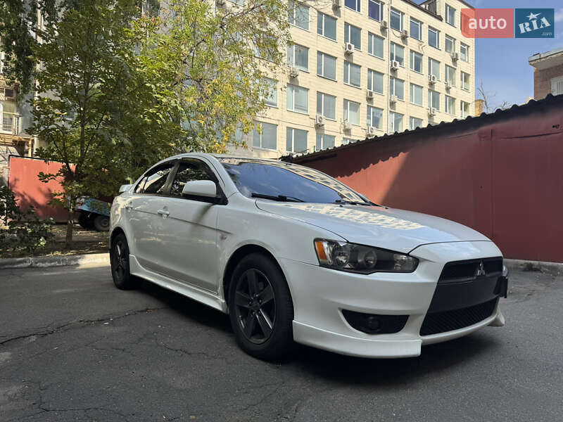 Седан Mitsubishi Lancer 2007 в Киеве