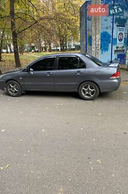 Універсал Mitsubishi Lancer 2005 в  фото 7 Універсал Mitsubishi Lancer 2005 в