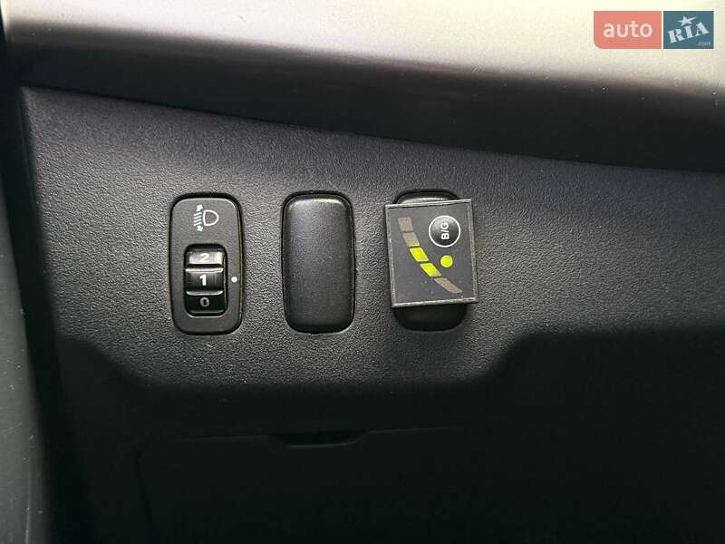 Седан Mitsubishi Lancer 2008 в Киеве