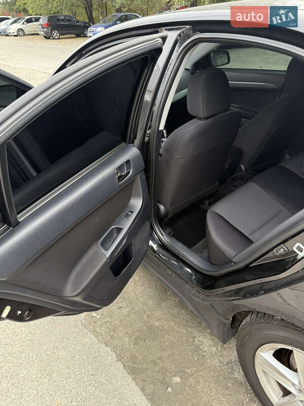 Седан Mitsubishi Lancer 2007 в Киеве