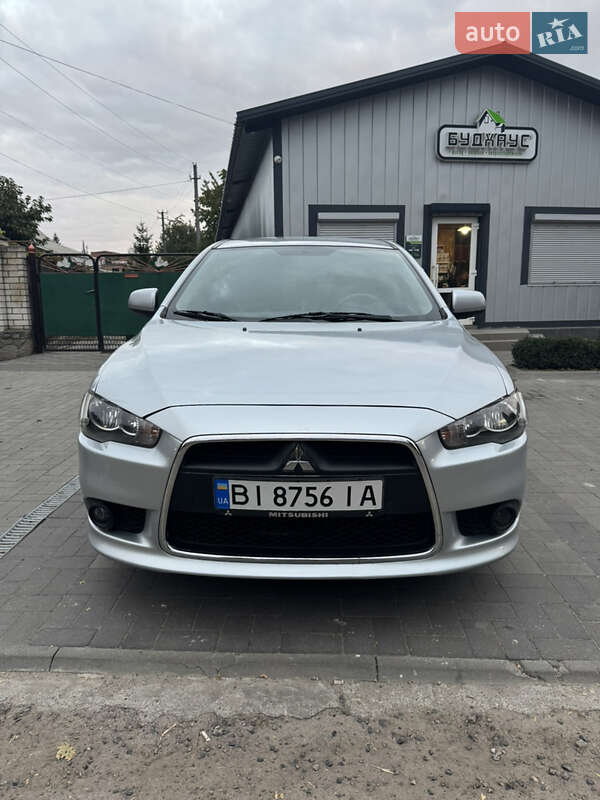 Седан Mitsubishi Lancer 2013 в Кобеляках
