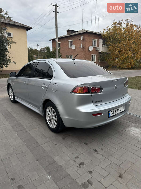 Седан Mitsubishi Lancer 2013 в Кобеляках